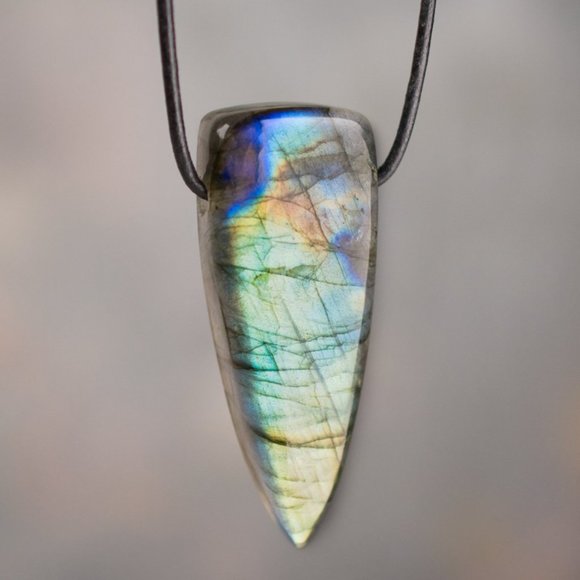 Labradorite Dagger Pendant – K - Picture 1 of 1